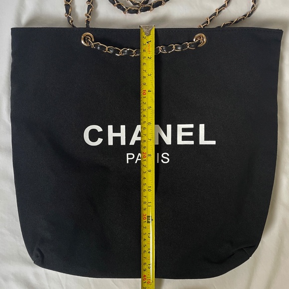 NewChanel Canvas Tote Gold Chain Strap VIP - Picture 9 of 13
